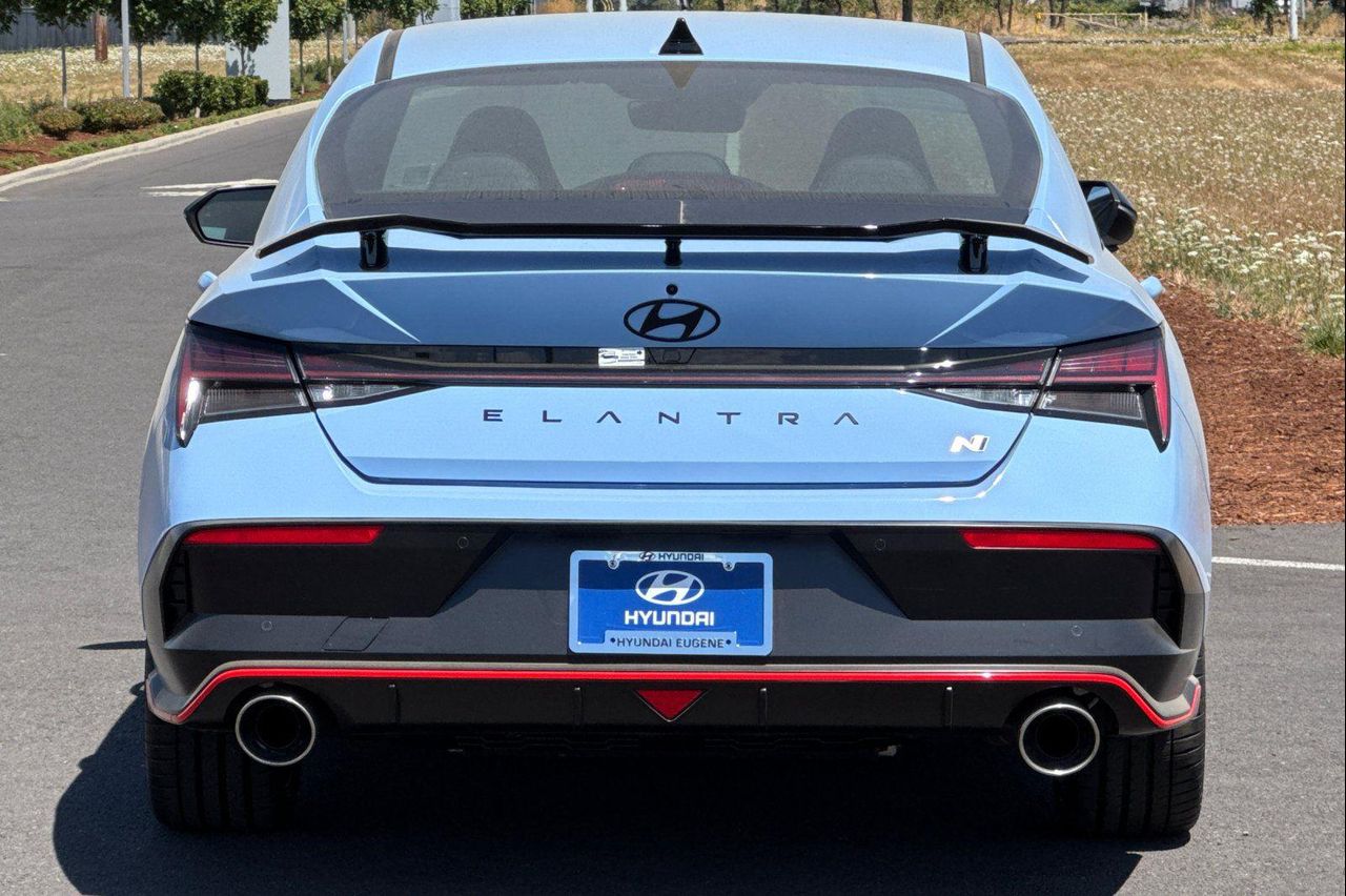 2025 Hyundai Elantra N Base photo 4