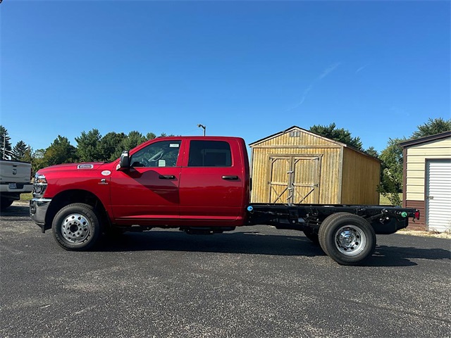 2026 Ram 3500 Tradesman photo 4