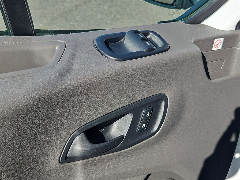 2020 Ford Transit photo 8