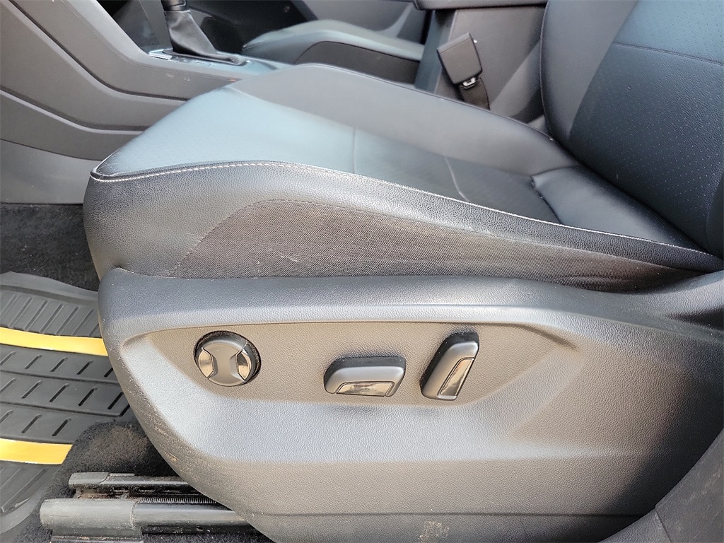 2020 Volkswagen Tiguan SE photo 13