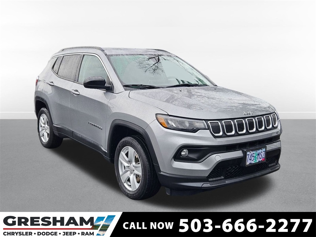 2022 Jeep Compass Latitude's photo