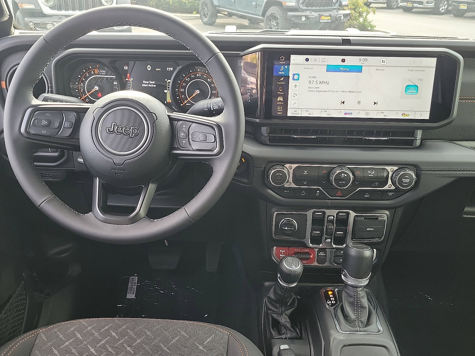 2025 Jeep Gladiator Mojave photo 4