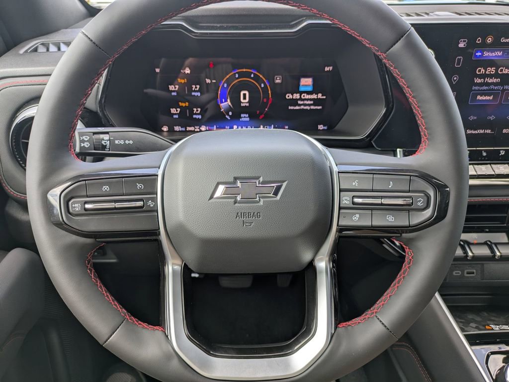2025 Chevrolet Colorado Z71 photo 15