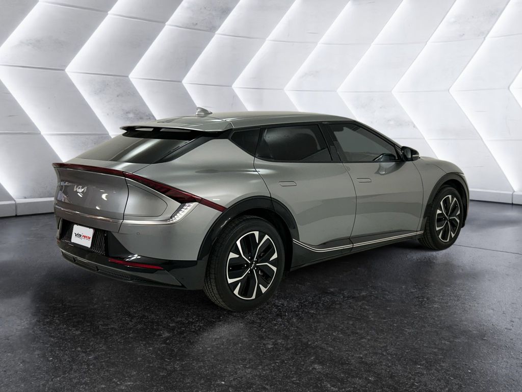 2022 Kia EV6 Wind photo 4