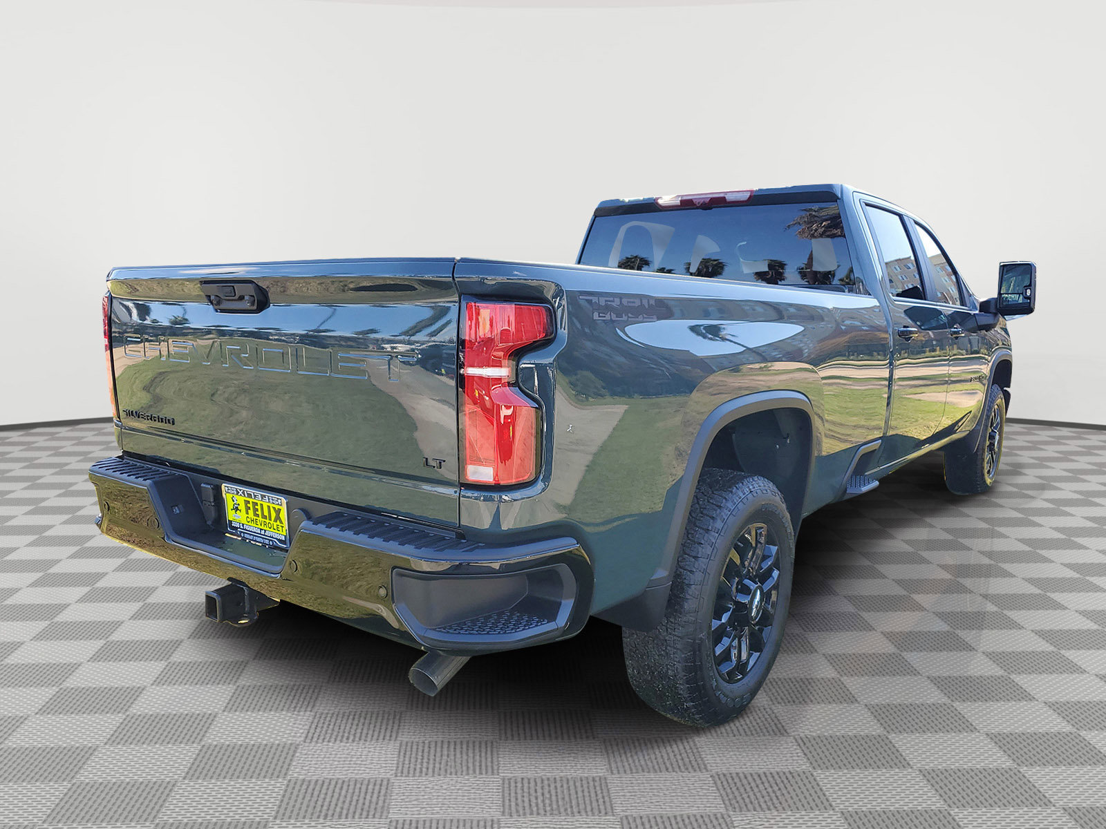 2026 Chevrolet Silverado 2500HD LT photo 3