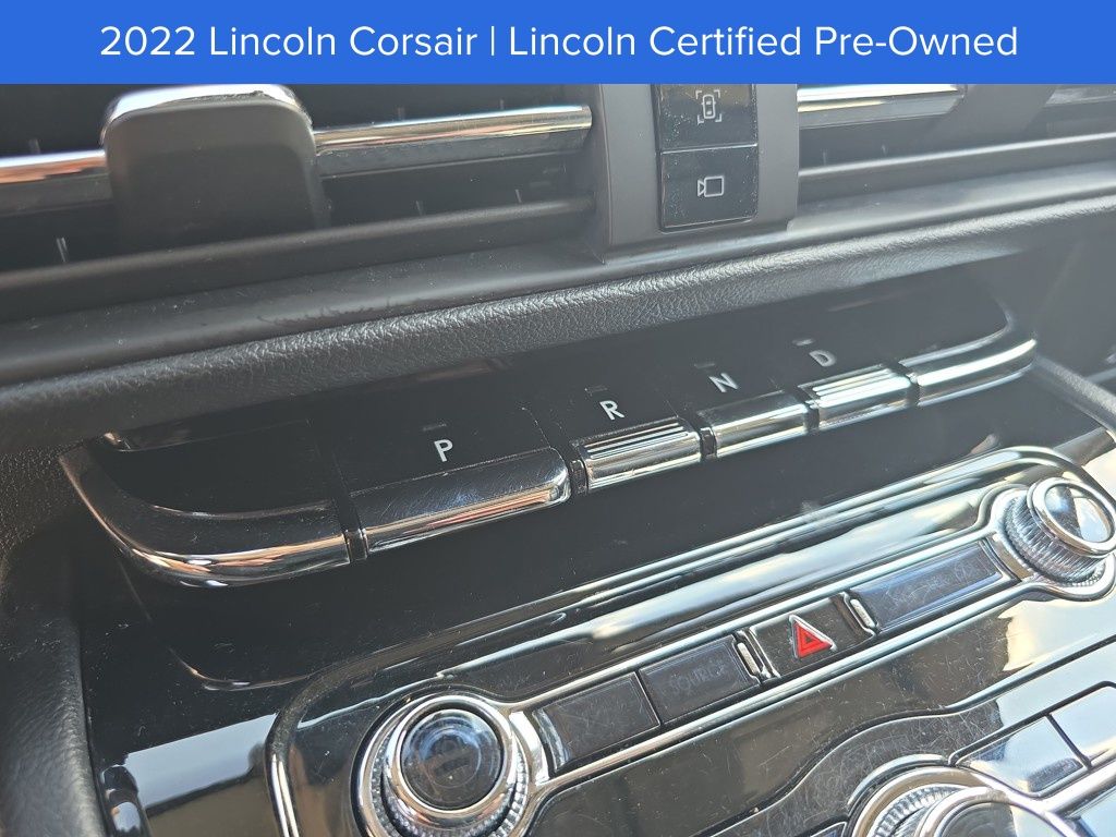 2022 Lincoln Corsair Standard photo 23