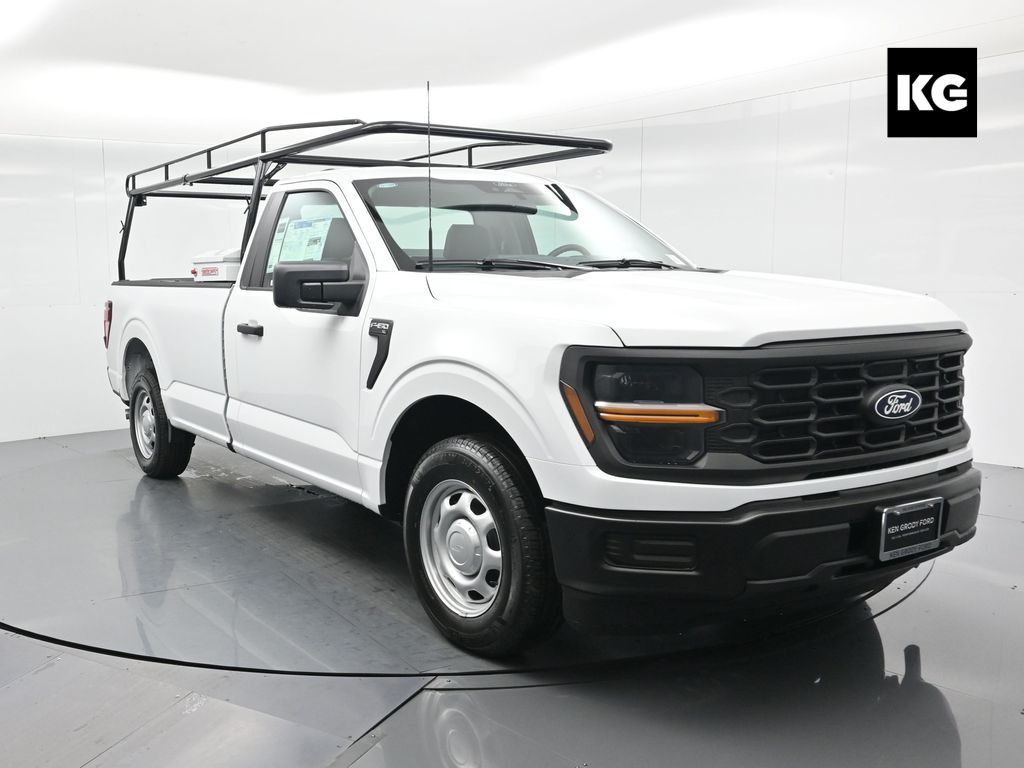 2025 Ford F-150 XL's photo