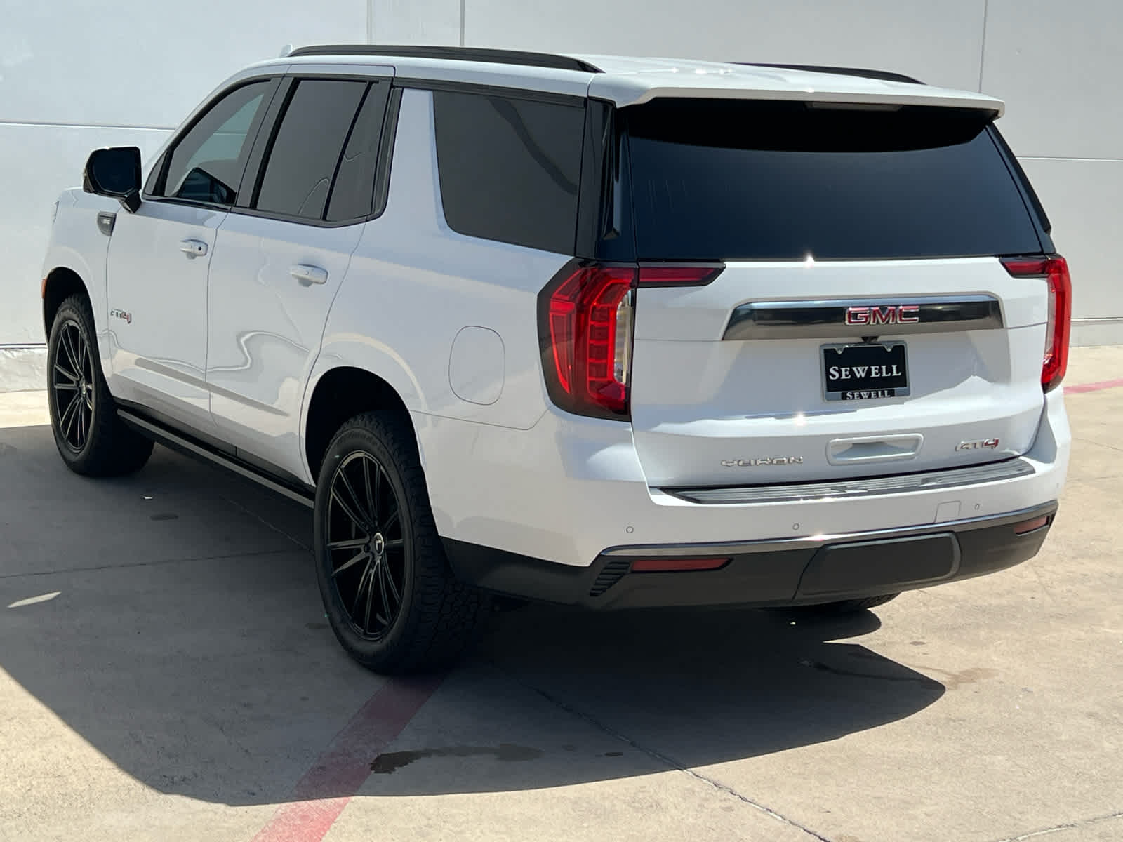 2023 Gmc Yukon AT4 photo 5