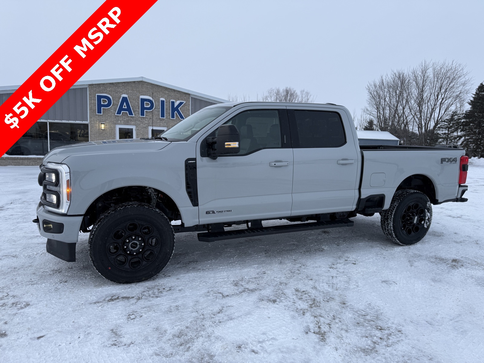 2026 Ford F-350 Super Duty Lariat's photo