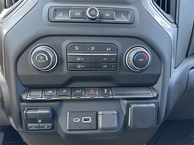 2026 Chevrolet Silverado Custom photo 20
