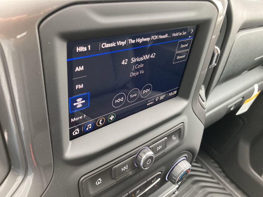 2025 Chevrolet Silverado 1500 Custom photo 15