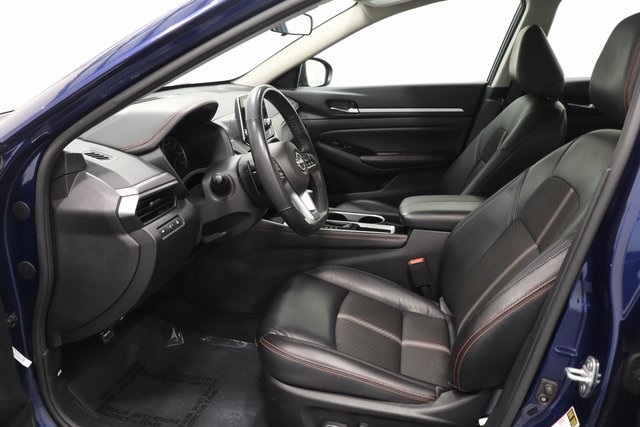2024 Nissan Altima 2.5 SR photo 10