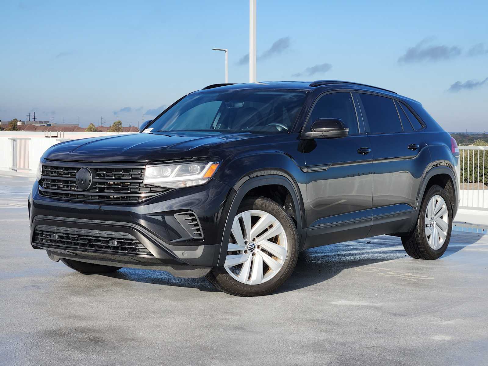2020 Volkswagen Atlas Cross Sport SE w/Tech