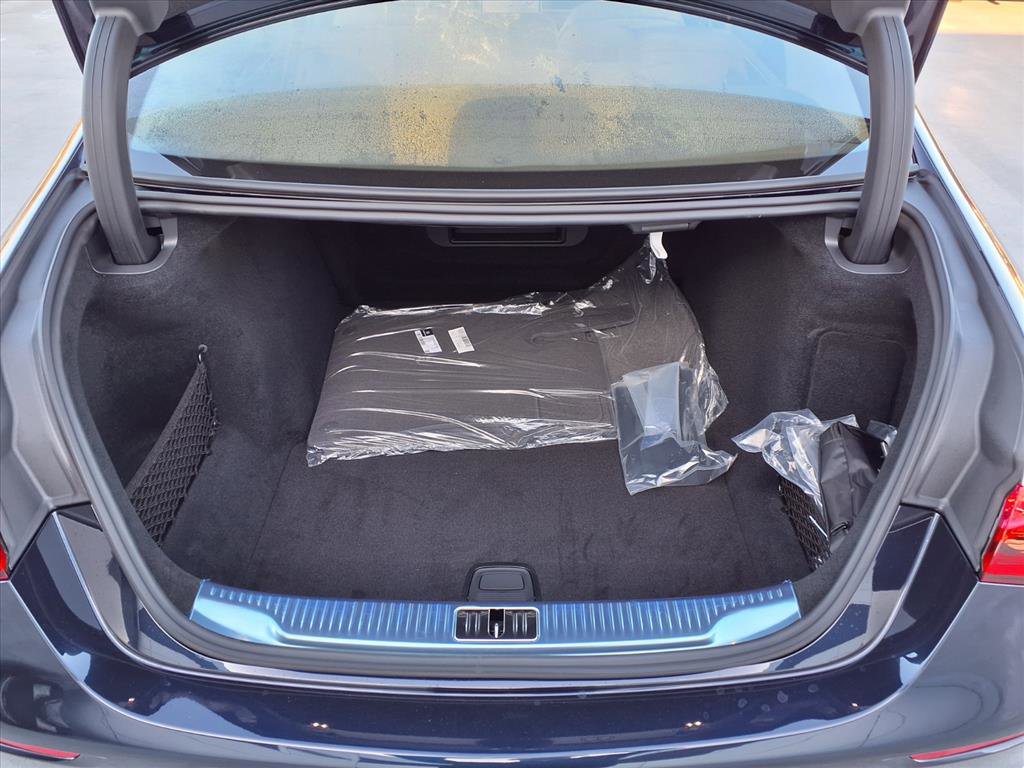 2026 Mercedes Benz S 500 4MATIC photo 21