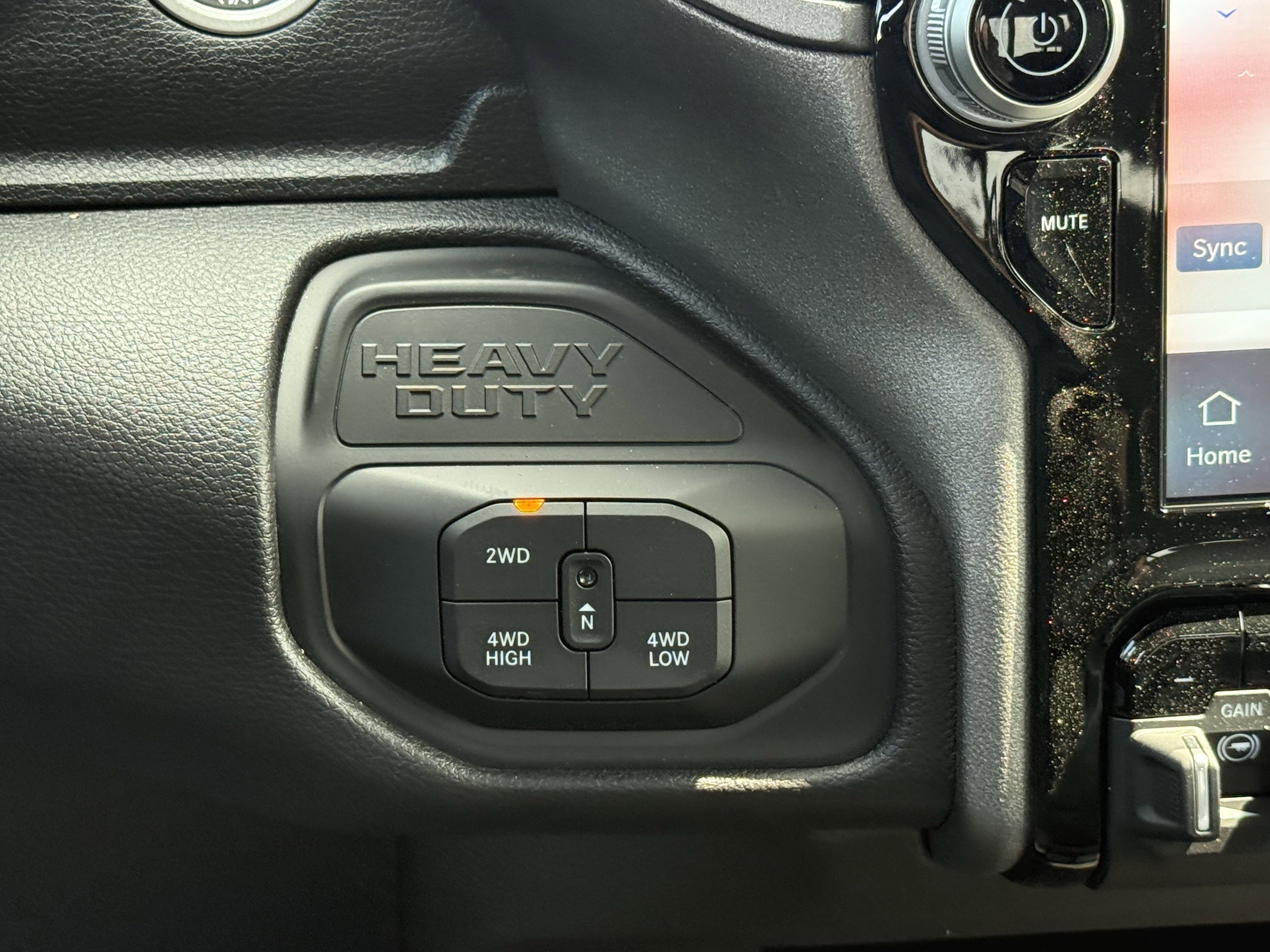 2025 Ram 2500 Tradesman photo 8