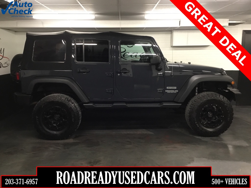 2017 Jeep Wrangler Unlimited Sport S's photo