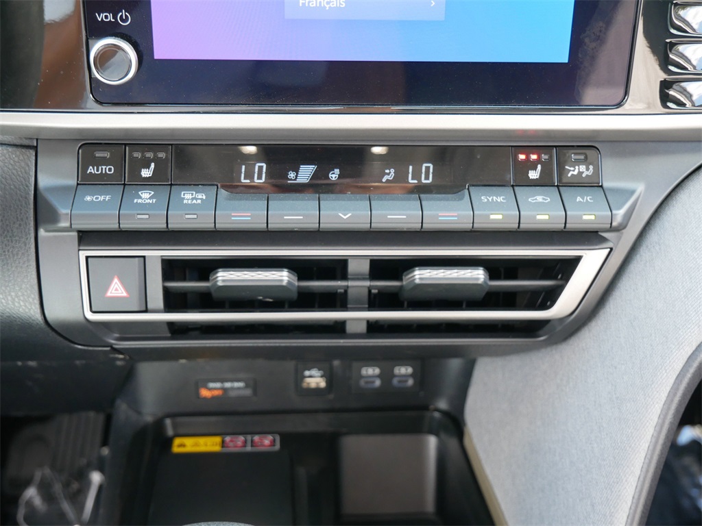 2025 Toyota Camry LE photo 18