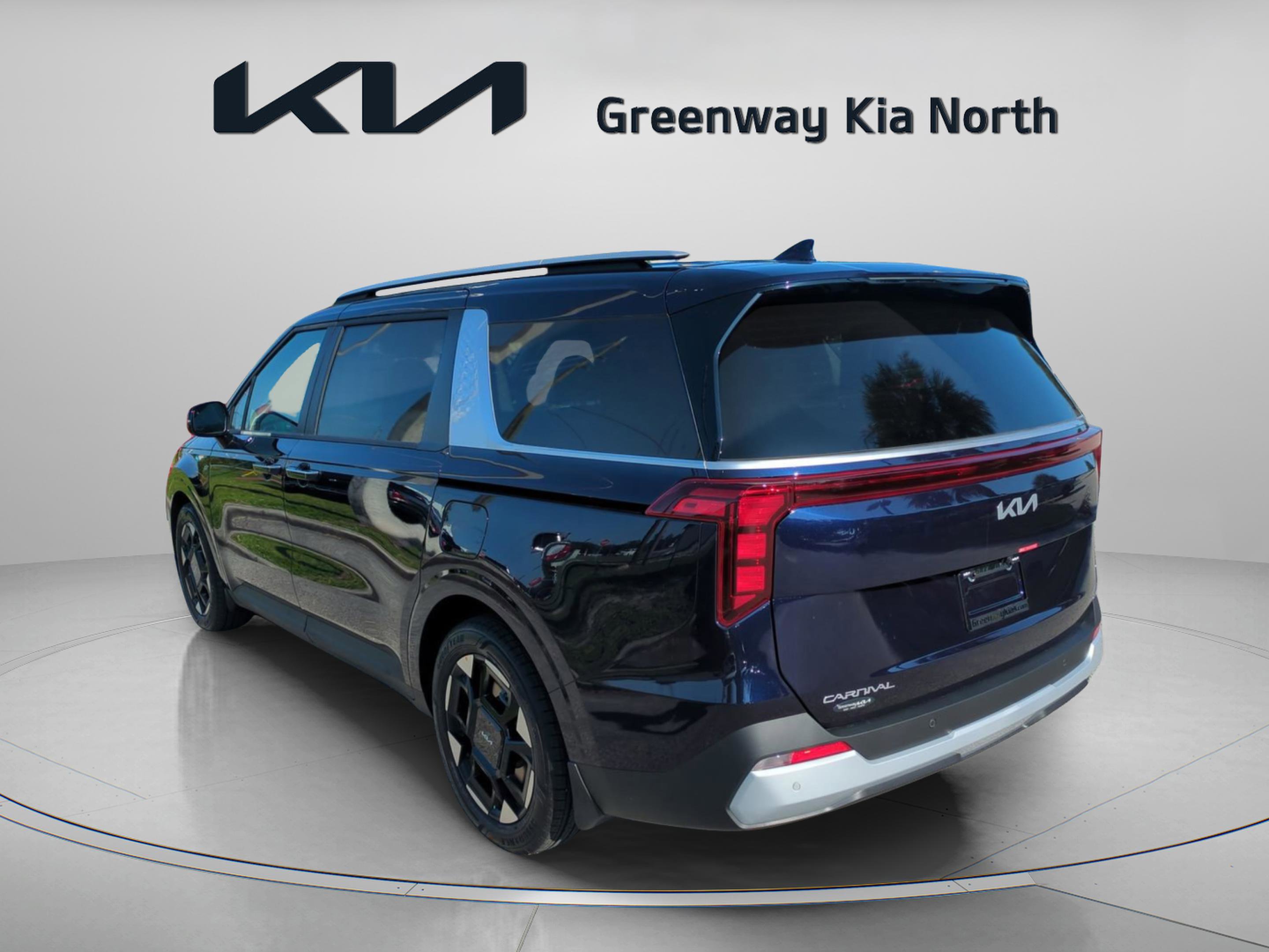2026 Kia Carnival EX photo 4