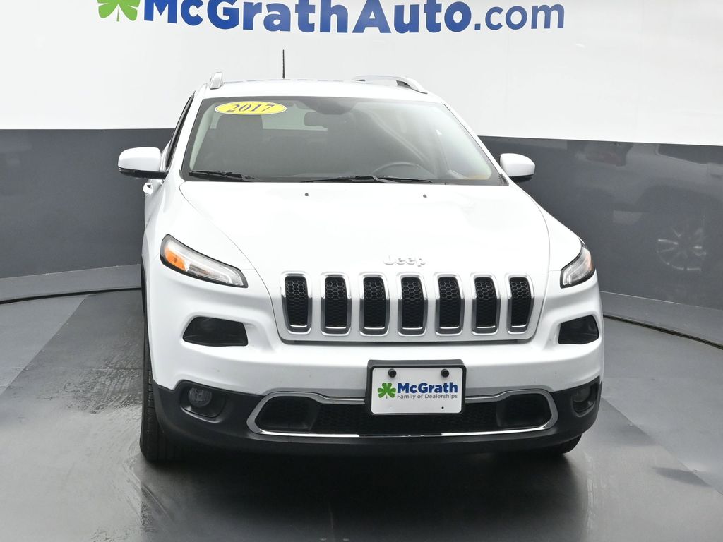 2017 Jeep Cherokee Limited photo 2