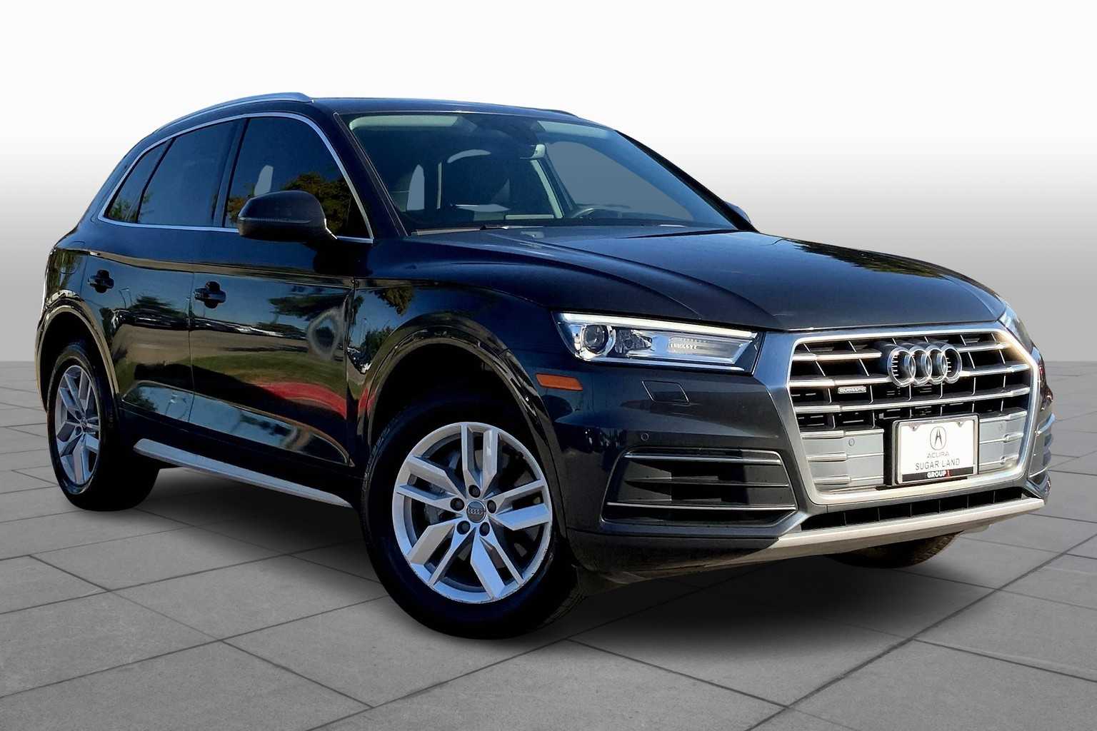 Used 2020 Audi Q5 Premium with VIN WA1ANAFY8L2043075 for sale in Sugar Land, TX