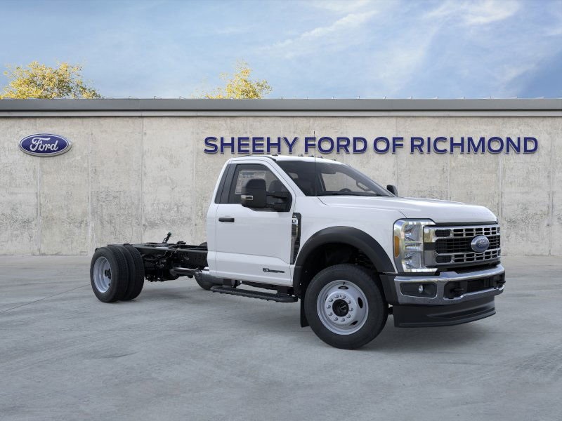 2026 Ford F-550 Super Duty Chassis Cab XL's photo