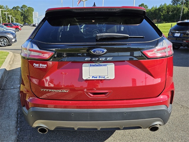 2021 Ford Edge Titanium photo 8