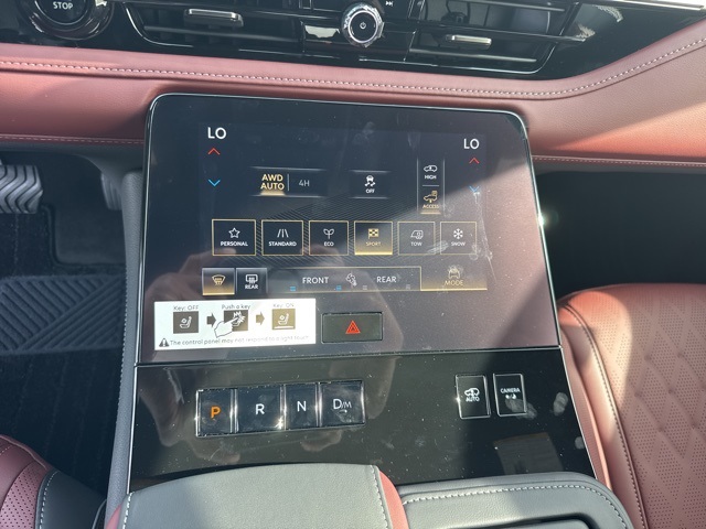 2026 Infiniti QX80 photo 17