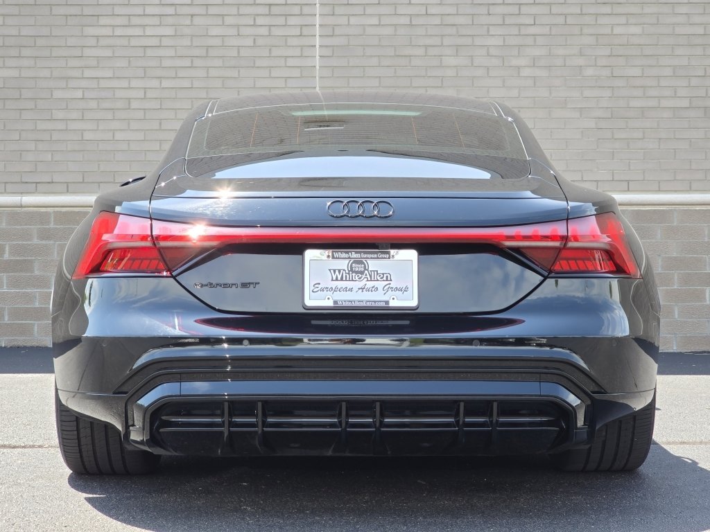 2023 Audi e-tron GT Premium Plus photo 4
