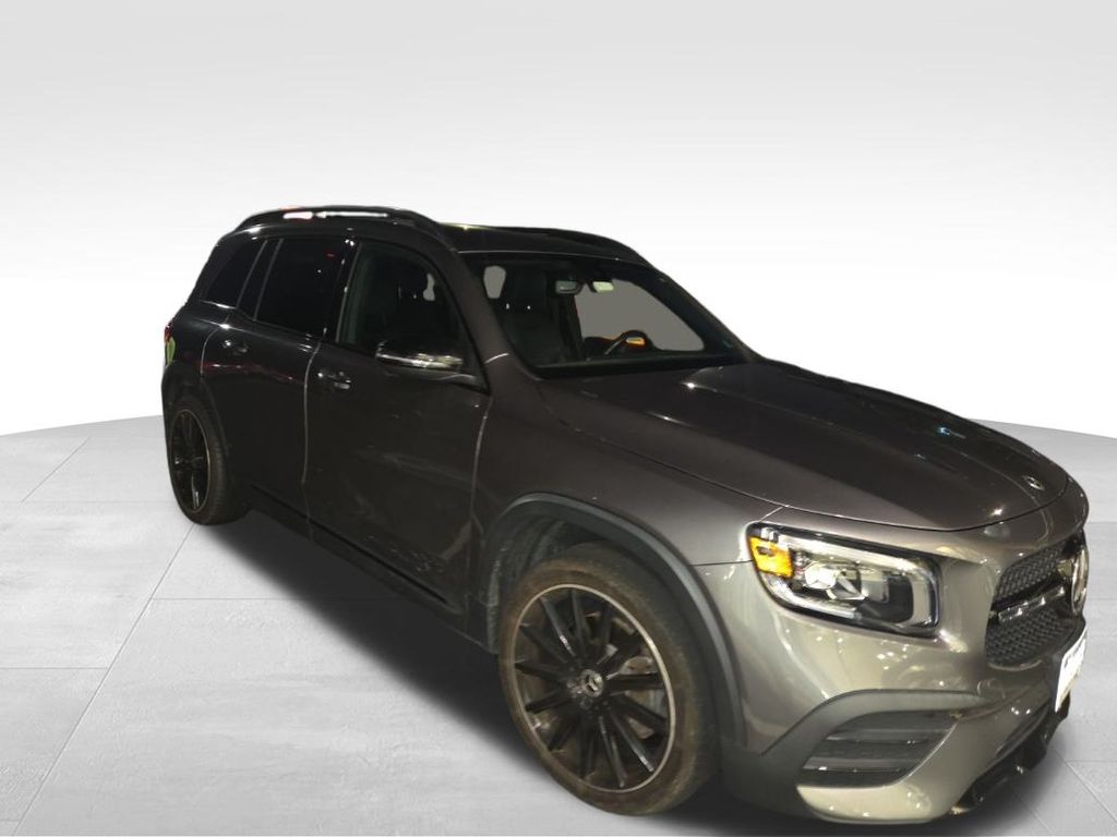 2021 Mercedes Benz GLB 250 photo 4