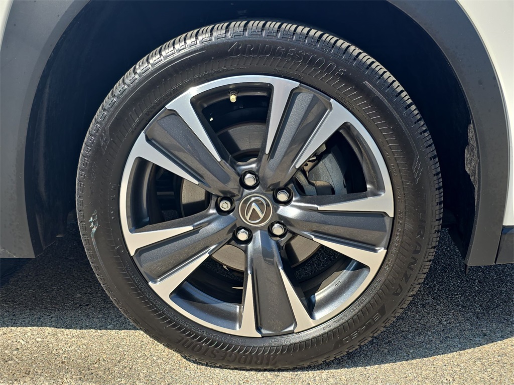 2022 Lexus UX 250h photo 38