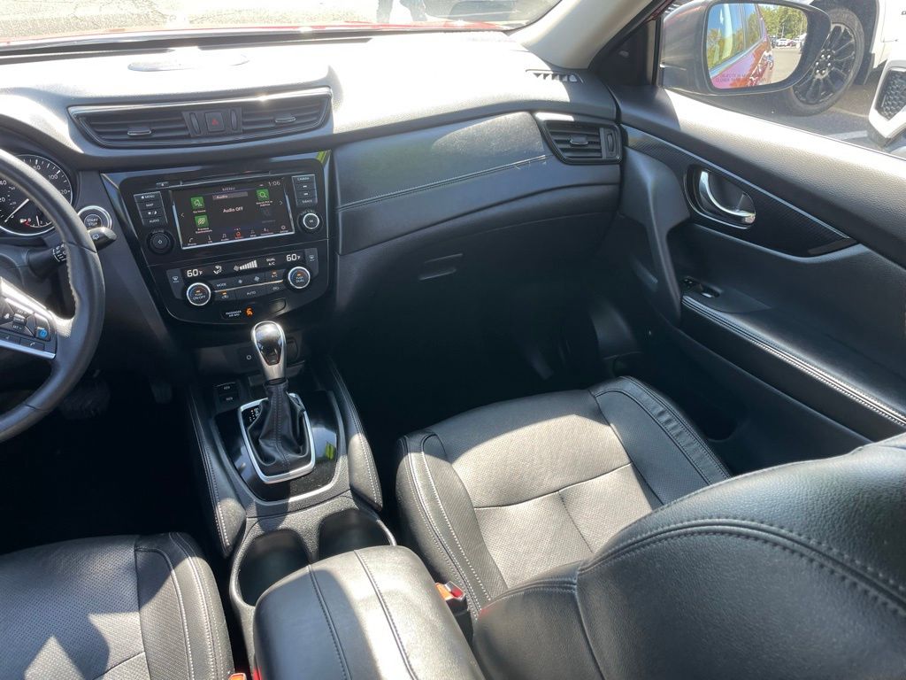 2019 Nissan Rogue SL photo 8