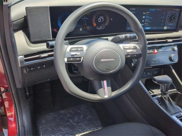 2025 Hyundai Tucson SEL photo 12