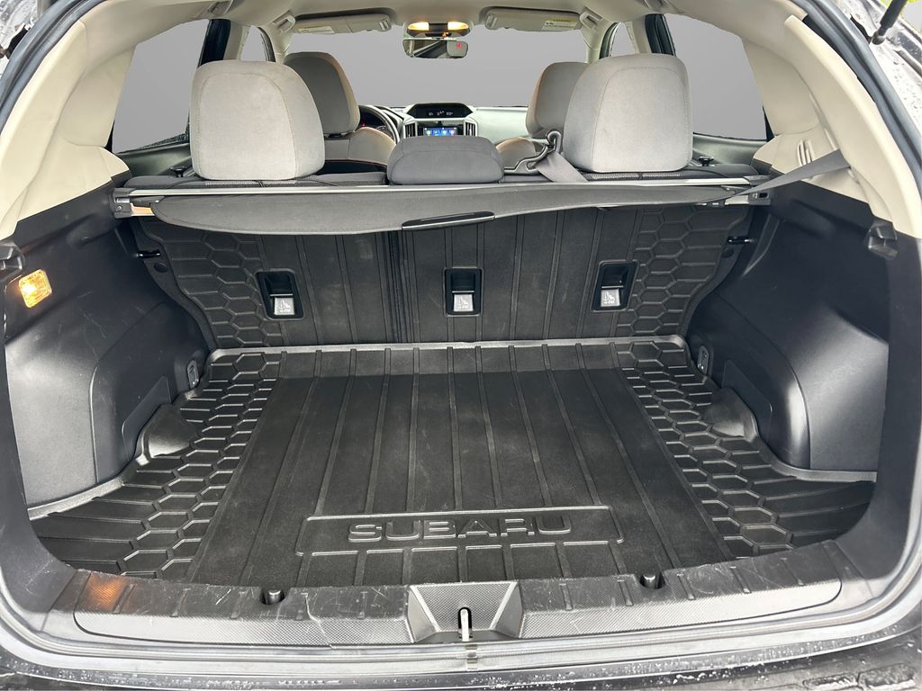 2019 Subaru Crosstrek 2.0i Premium photo 11