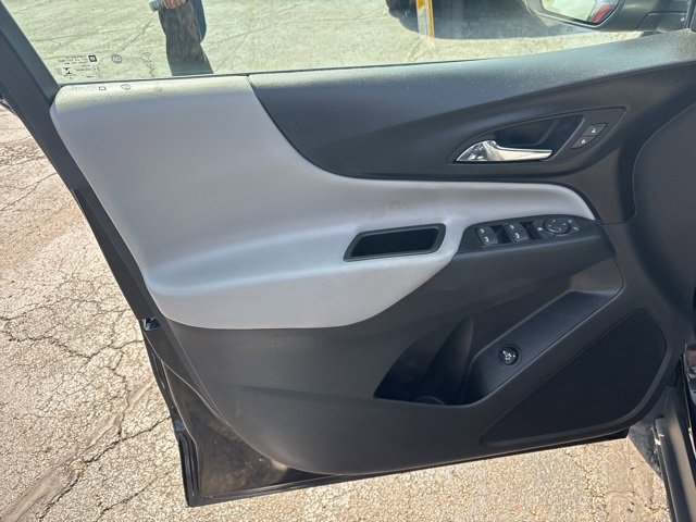 2023 Chevrolet Equinox LT photo 9
