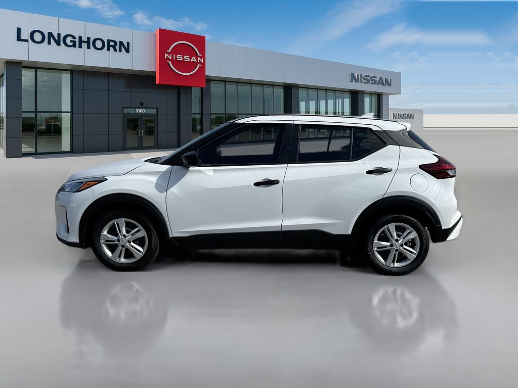2025 Nissan Kicks Play S photo 4