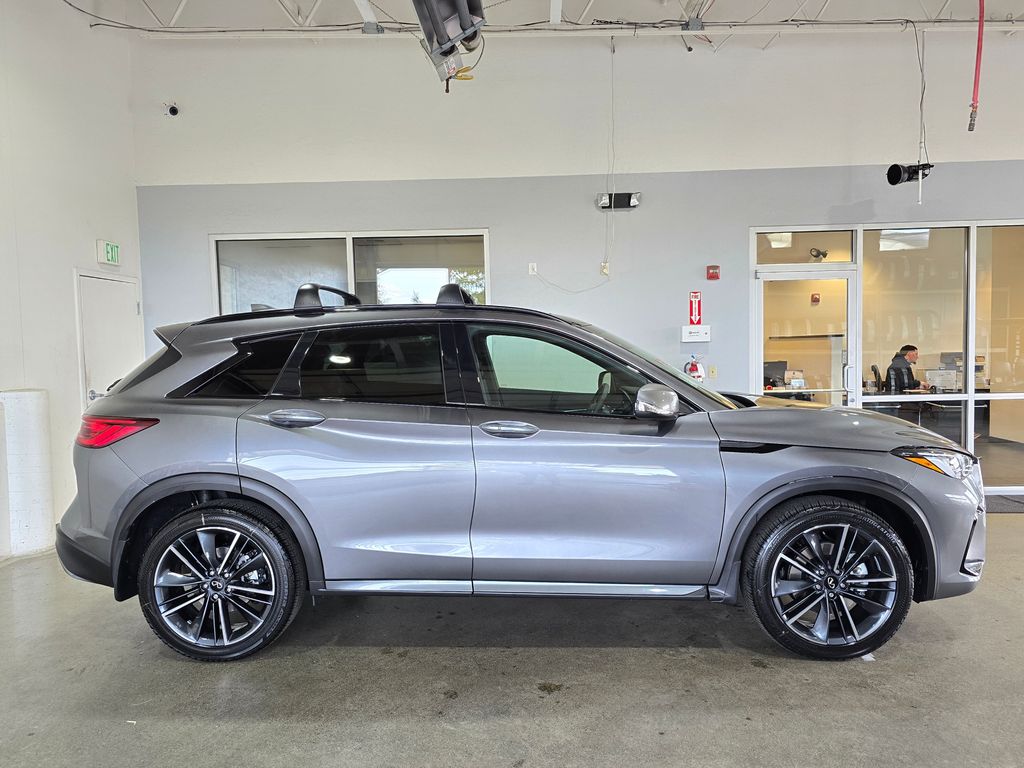 2025 Infiniti QX50 SPORT AWD photo 4