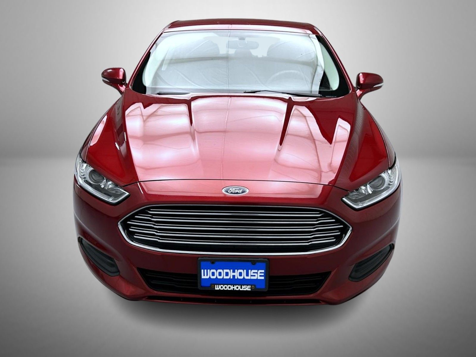 2016 Ford Fusion SE photo 2