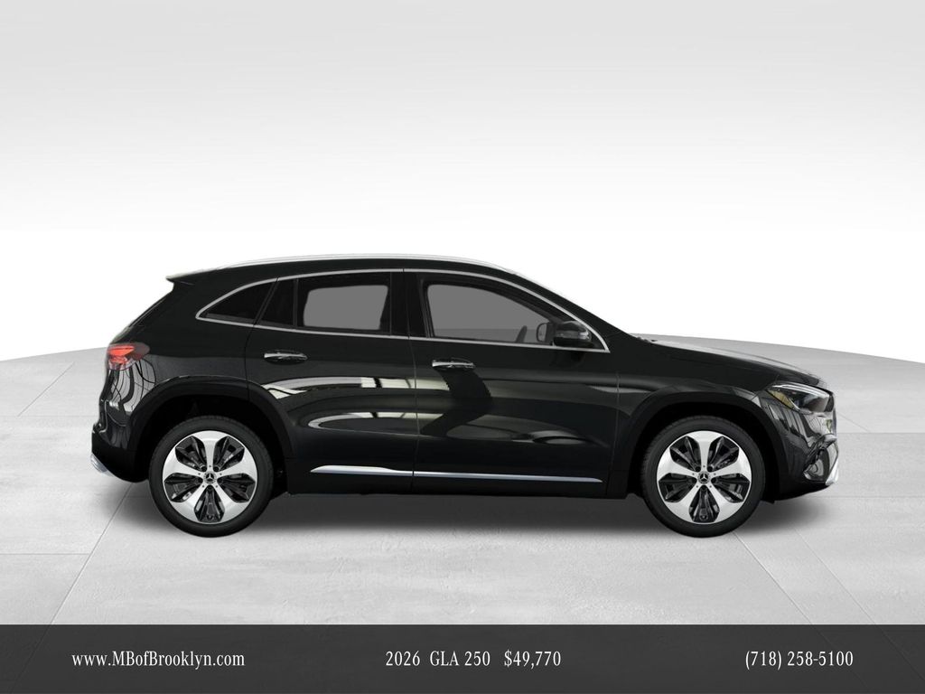 2026 Mercedes Benz GLA 250 4MATIC photo 2