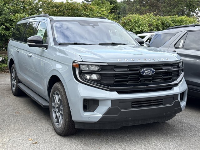 2025 Ford Expedition Active™ MAX