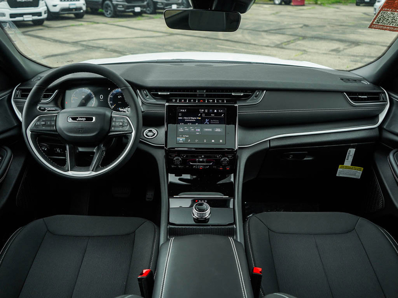 2025 Jeep Grand Cherokee Laredo X photo 10