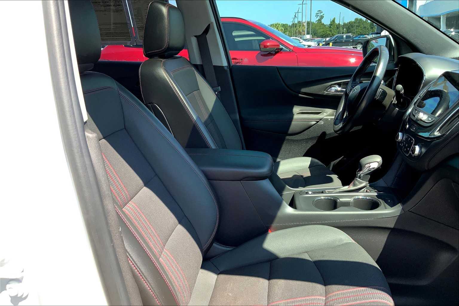 2022 Chevrolet Equinox RS photo 16