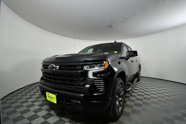 2026 Chevrolet Silverado 1500 RST photo 5