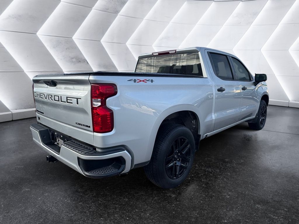 2022 Chevrolet Silverado 1500 Custom photo 4