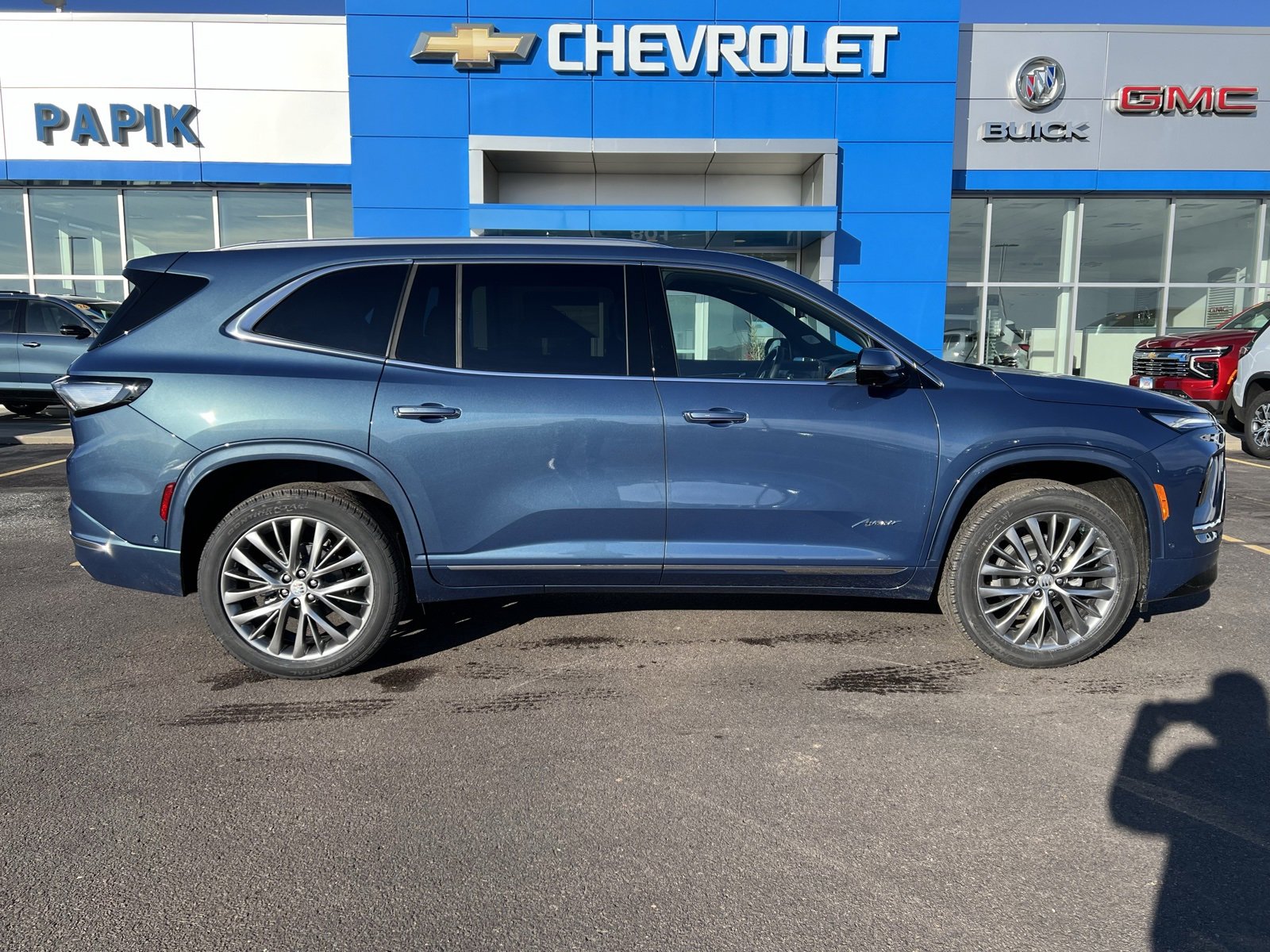 2026 Buick Enclave Avenir's photo