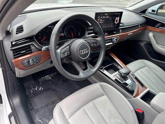 2022 Audi A4 40 Premium photo 15