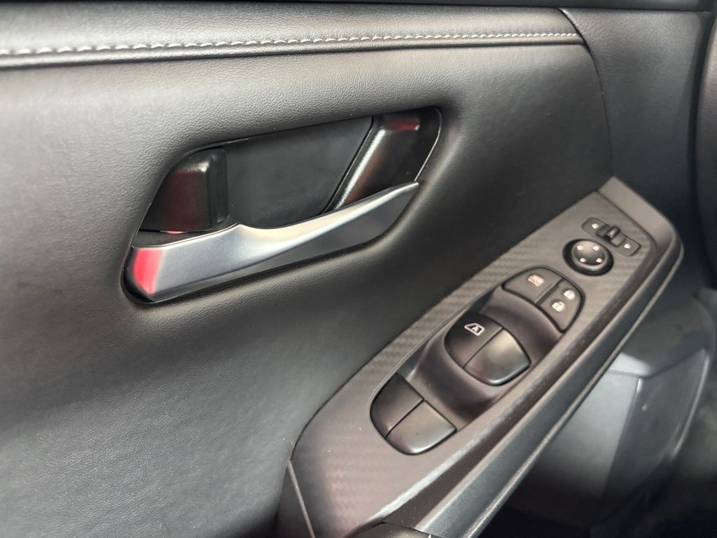 2025 Nissan Sentra SV photo 11