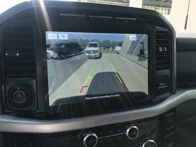 2022 Ford F-150 XLT photo 13