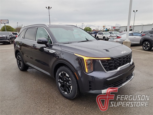 2025 Kia Sorento S's photo