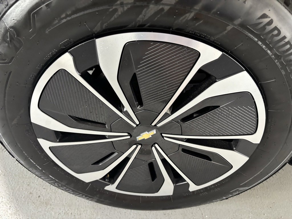 2025 Chevrolet Blazer EV photo 7