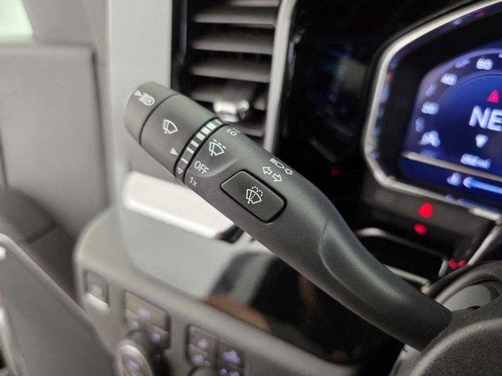 2025 Chevrolet Silverado 1500 LTZ photo 28